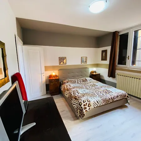 Bed & Breakfast Flat With View E Garden 3*