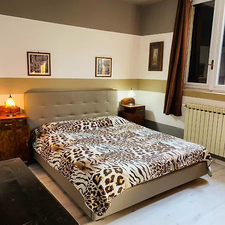 Bed & Breakfast Flat With View E Garden