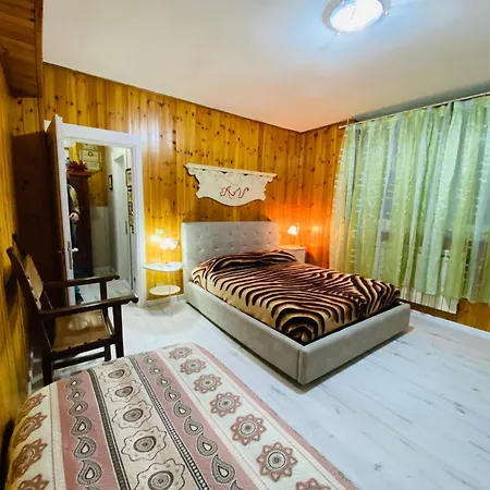 Bed & Breakfast Flat With View E Garden