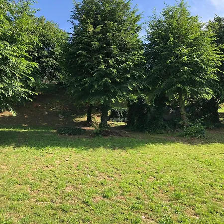 Flat With View E Garden Bed & Breakfast